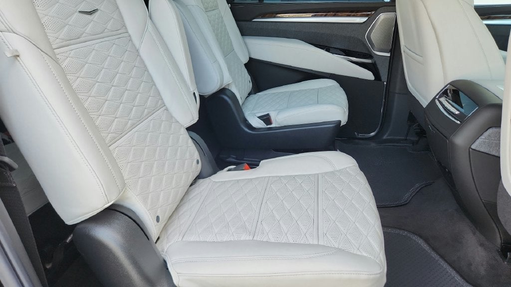 2027 Cadillac Escalade ESV Platinum Sport