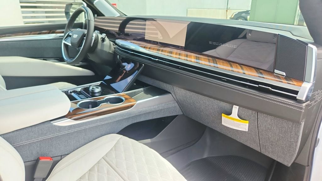 2026 Cadillac Escalade ESV Platinum Sport