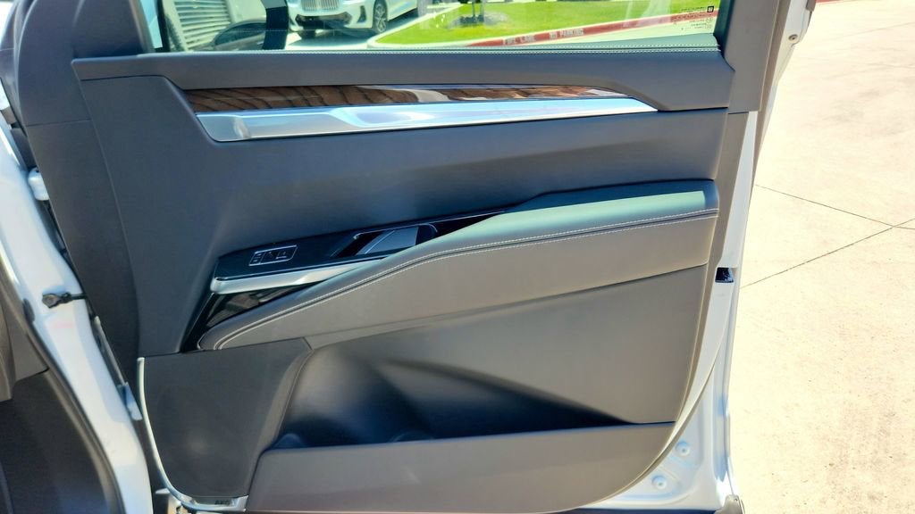 2026 Cadillac Escalade ESV Platinum Sport
