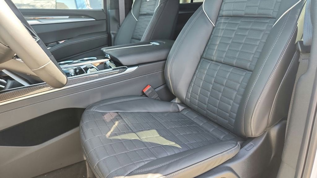 2025 Cadillac Escalade ESV Escalade-V ESV