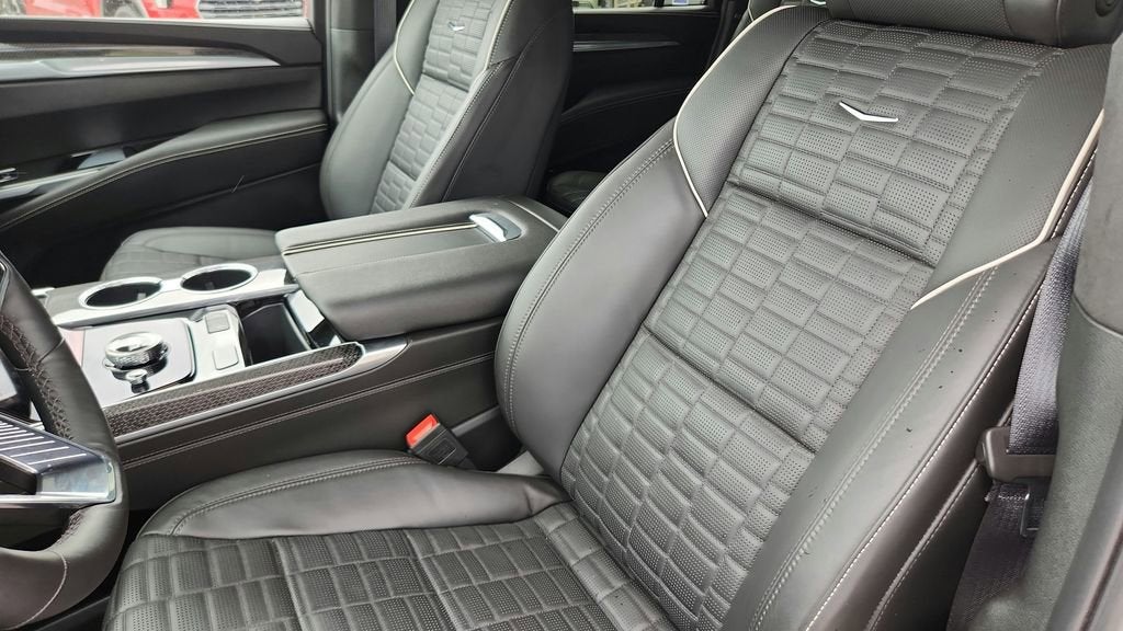 2025 Cadillac Escalade ESV Escalade-V ESV