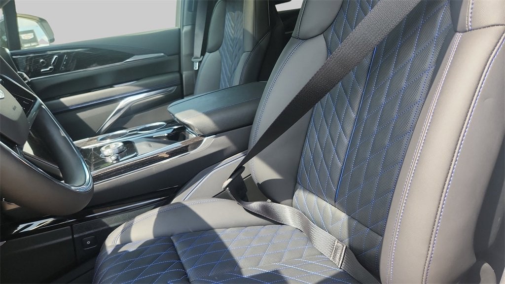 2026 Cadillac ESCALADE IQ Luxury