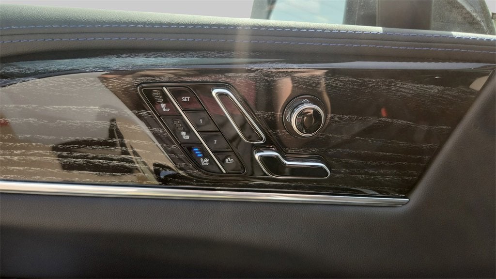 2026 Cadillac ESCALADE IQ Luxury