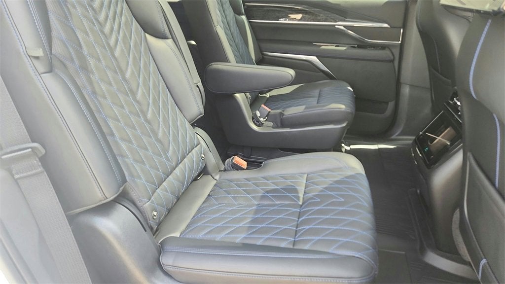 2026 Cadillac ESCALADE IQ Luxury