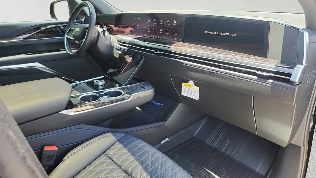 2026 Cadillac ESCALADE IQ Sport
