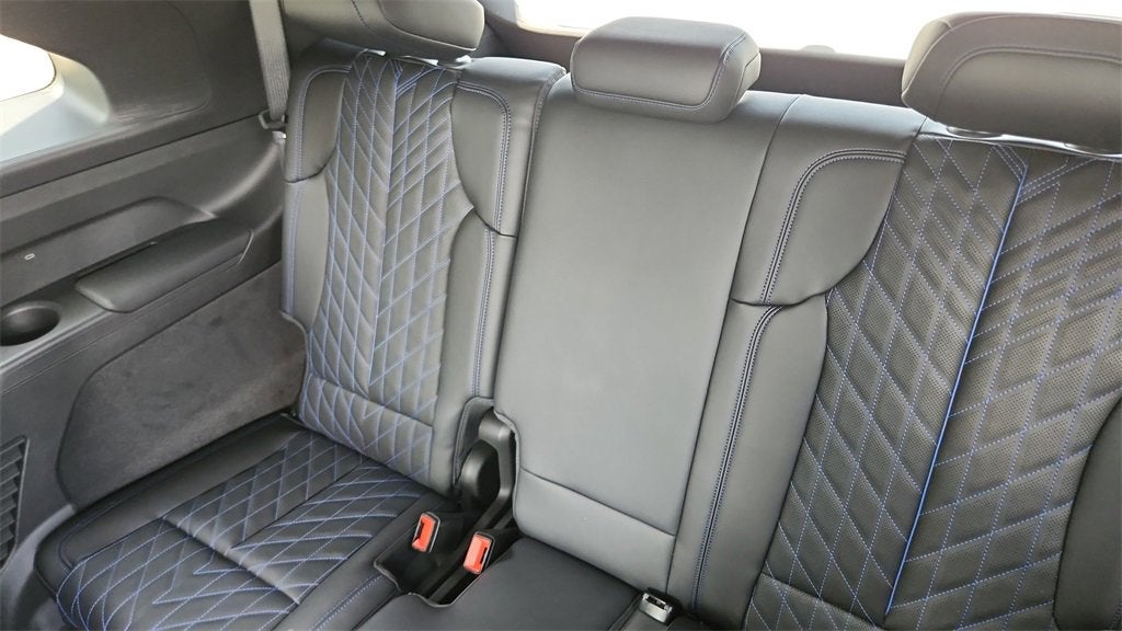 2025 Cadillac ESCALADE IQ Sport 1