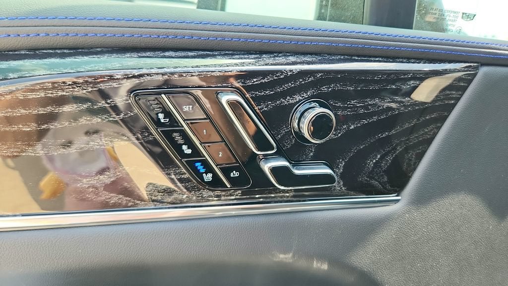2026 Cadillac ESCALADE IQ Sport