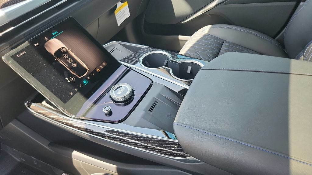 2026 Cadillac Escalade IQ Sport - Photo 13