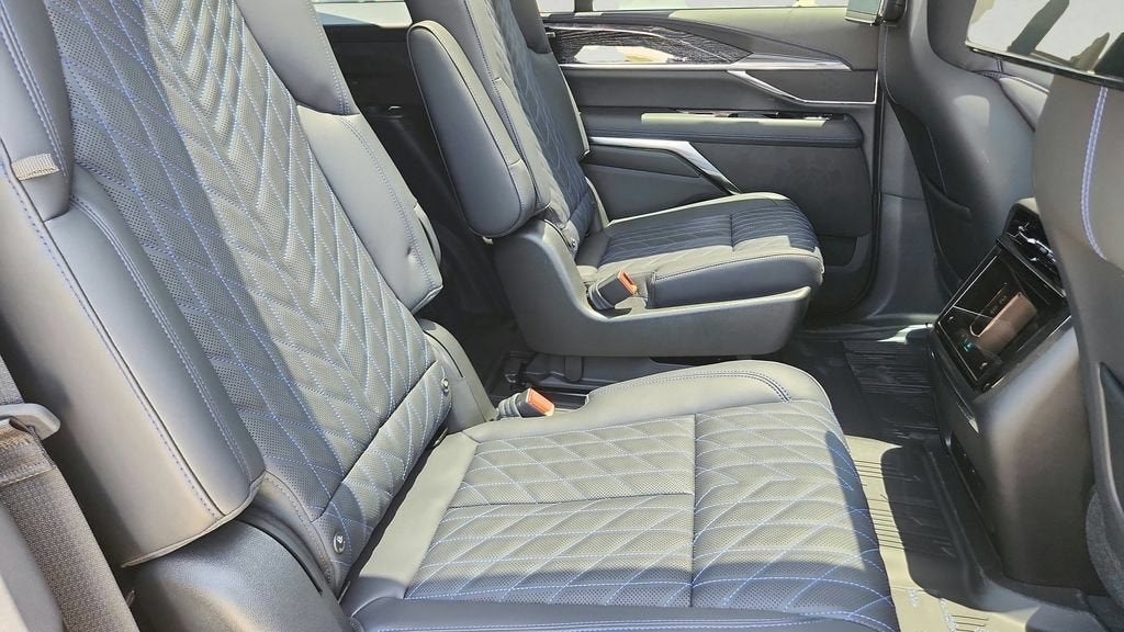 2026 Cadillac Escalade IQ Sport - Photo 36