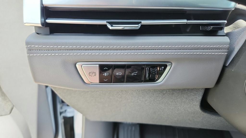 2026 Cadillac ESCALADE IQ Sport