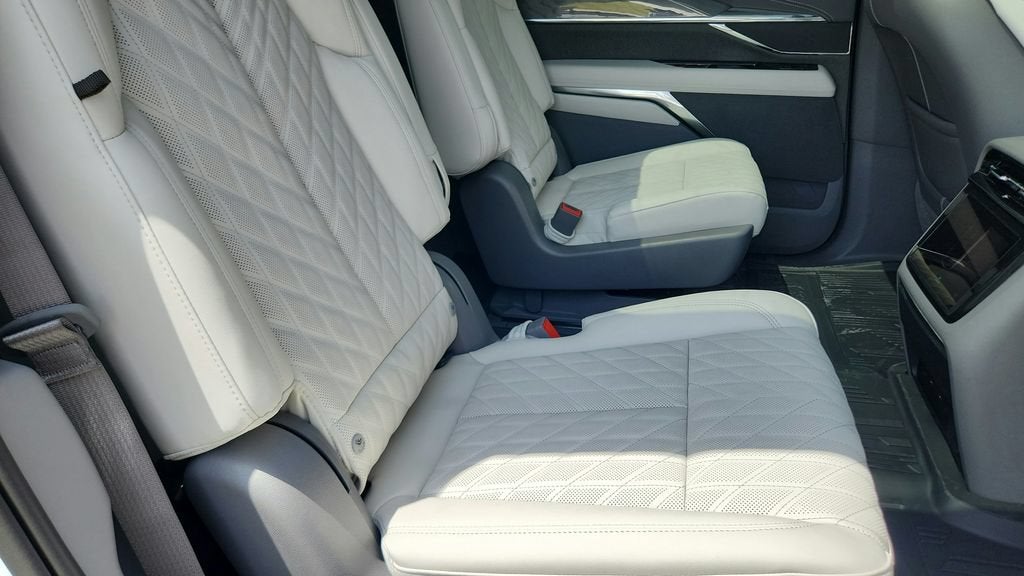 2026 Cadillac ESCALADE IQ Sport