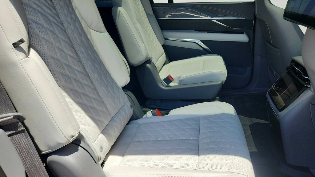 2026 Cadillac ESCALADE IQ Sport