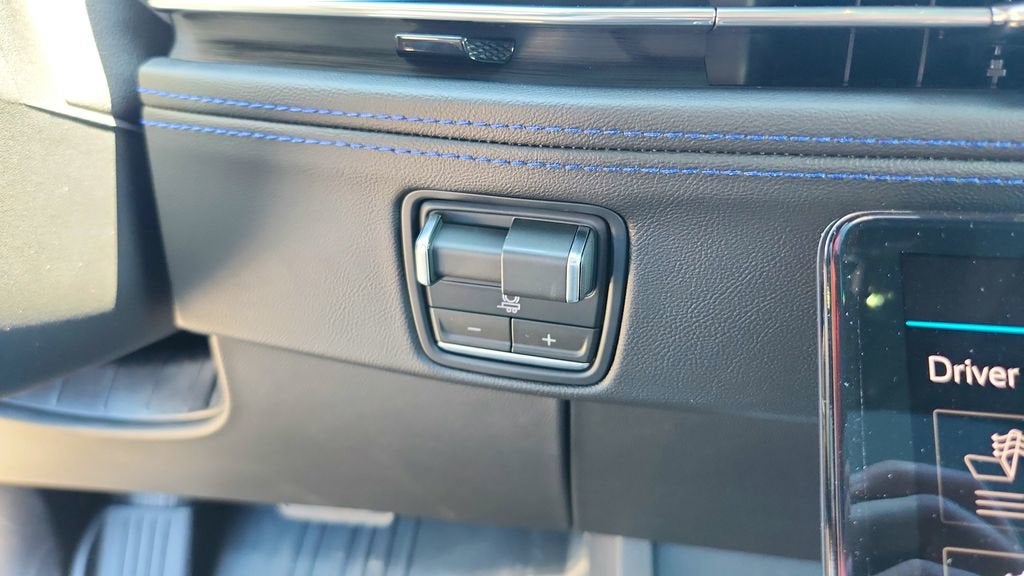 2026 Cadillac ESCALADE IQ Sport