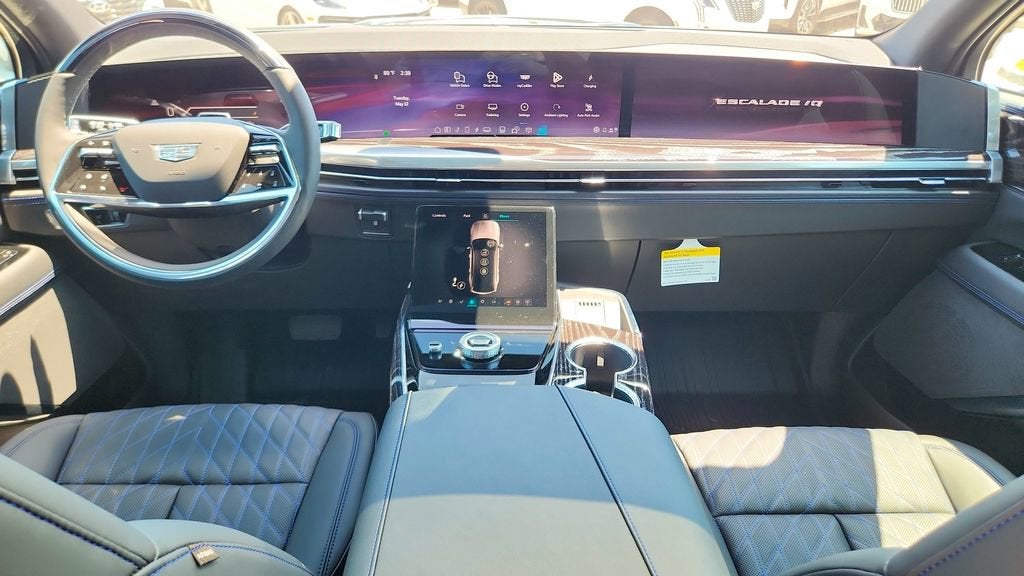 2026 Cadillac ESCALADE IQ Sport