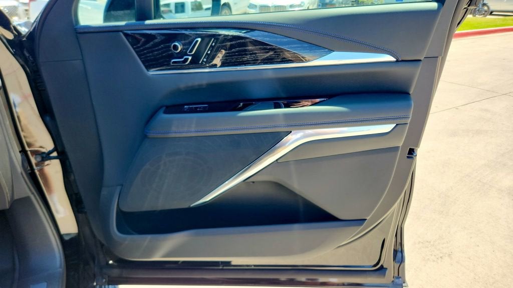 2026 Cadillac ESCALADE IQ Sport