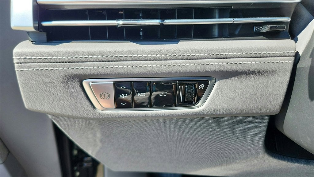 2026 Cadillac ESCALADE IQ Sport