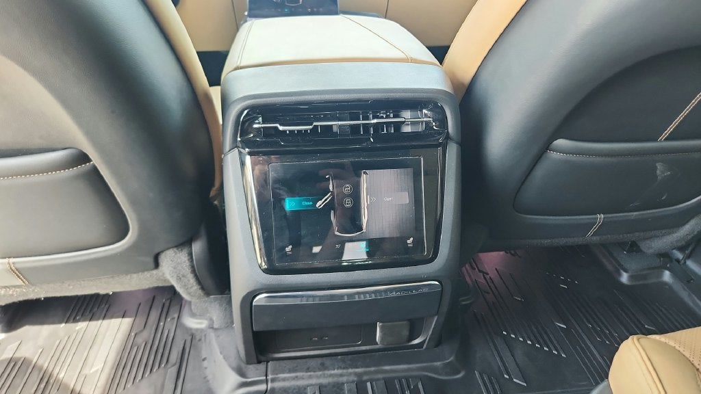 2026 Cadillac ESCALADE IQ Premium Sport