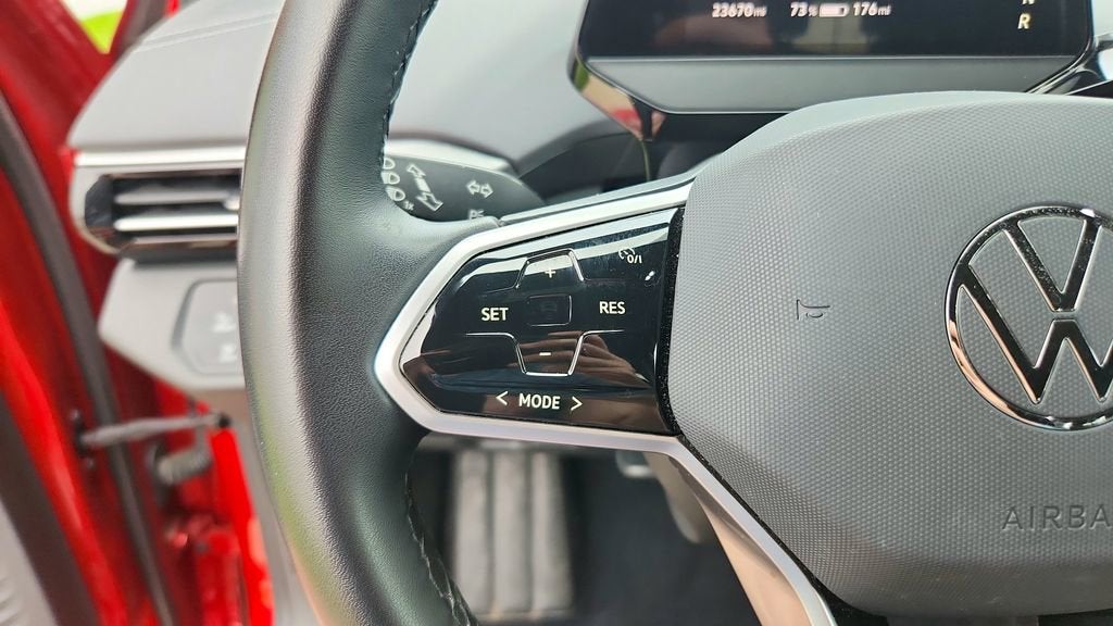 2023 Volkswagen ID.4 Pro S Plus