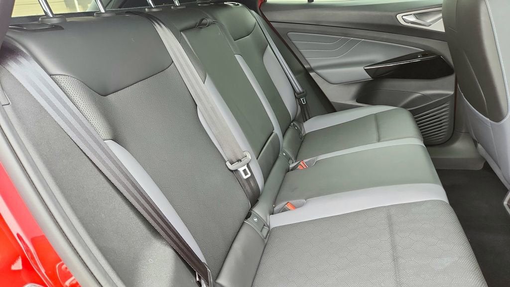 2023 Volkswagen ID.4 Pro S Plus