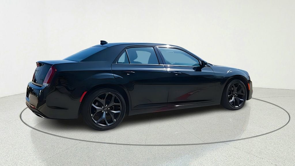 2023 Chrysler 300 300S