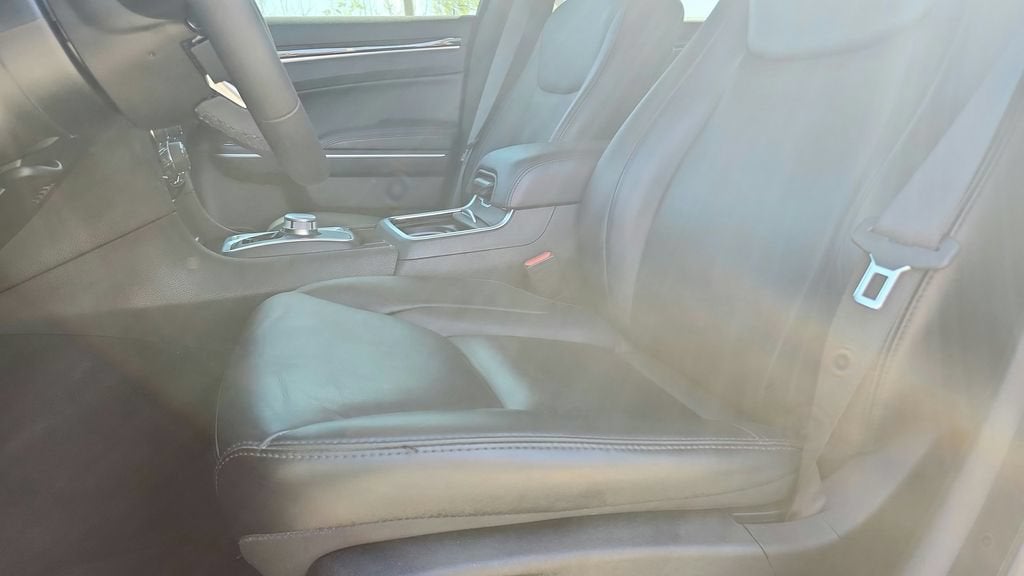 2023 Chrysler 300 Touring L