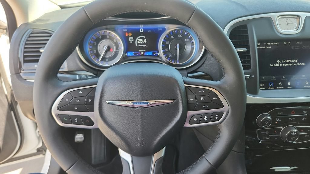 2023 Chrysler 300 Touring L