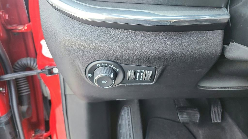 2023 Jeep Compass (RED) Edition