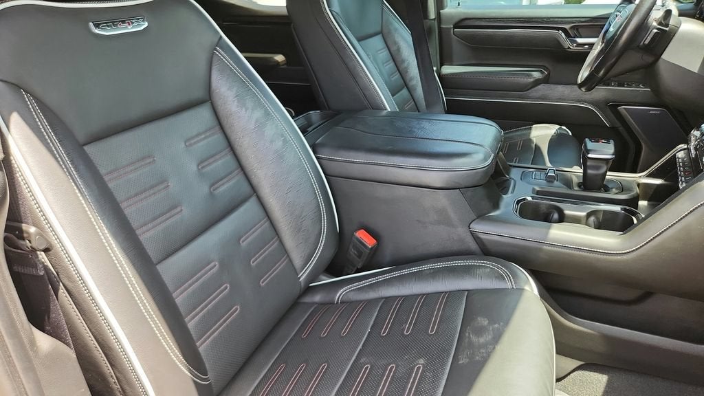 2023 GMC Sierra 1500 AT4X