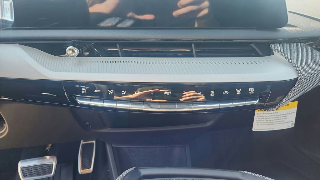 2026 Cadillac OPTIQ Luxury