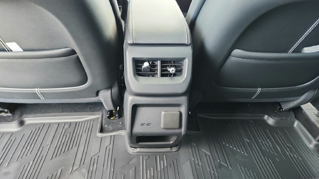 2027 Cadillac OPTIQ Luxury