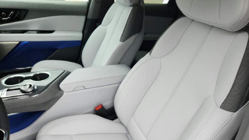 2027 Cadillac OPTIQ Luxury