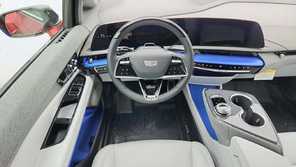 2027 Cadillac OPTIQ Luxury