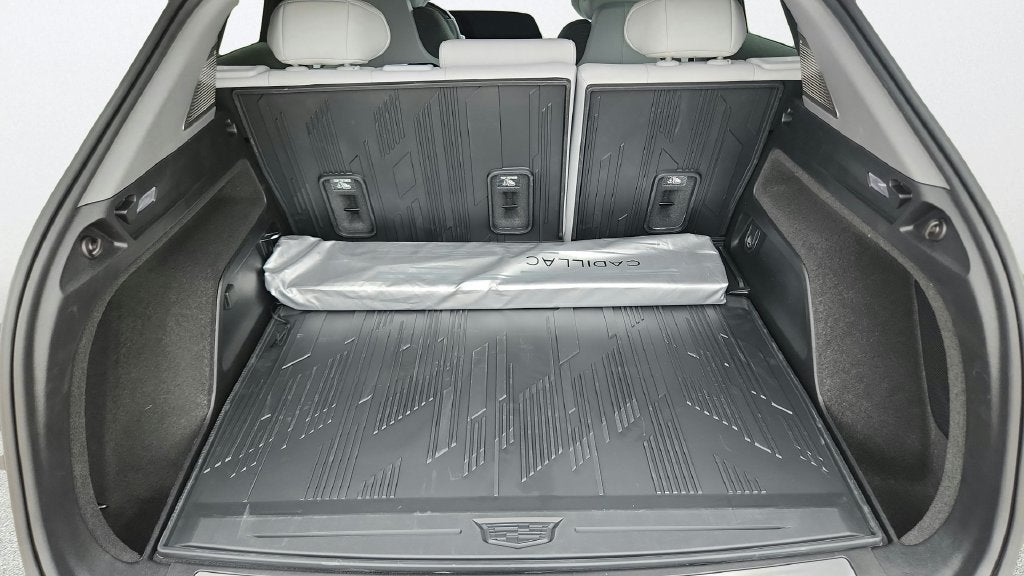 2027 Cadillac OPTIQ Luxury