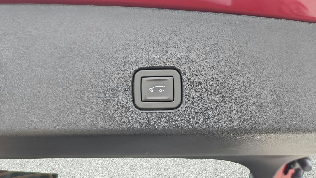 2027 Cadillac OPTIQ Luxury