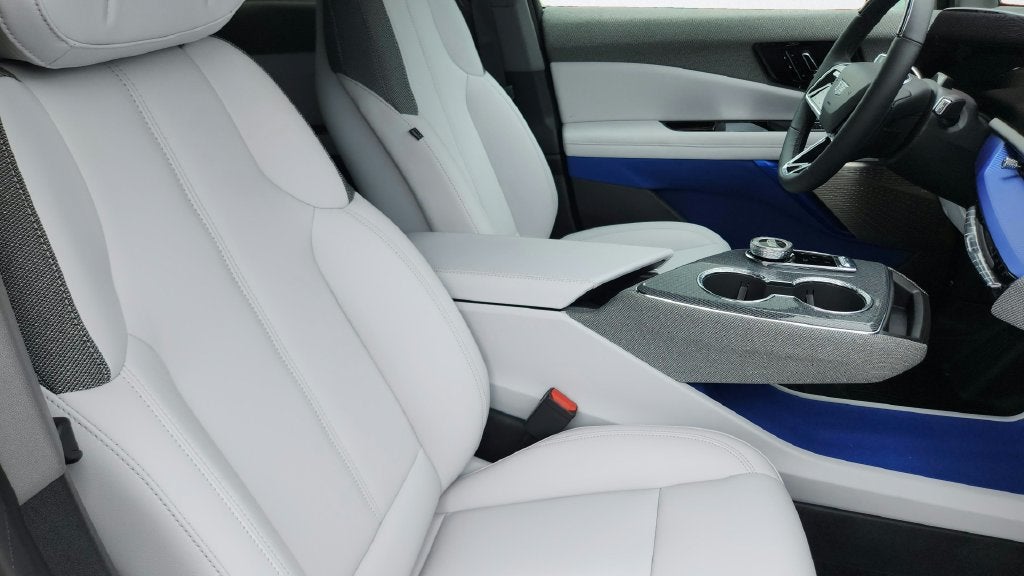 2027 Cadillac OPTIQ Luxury