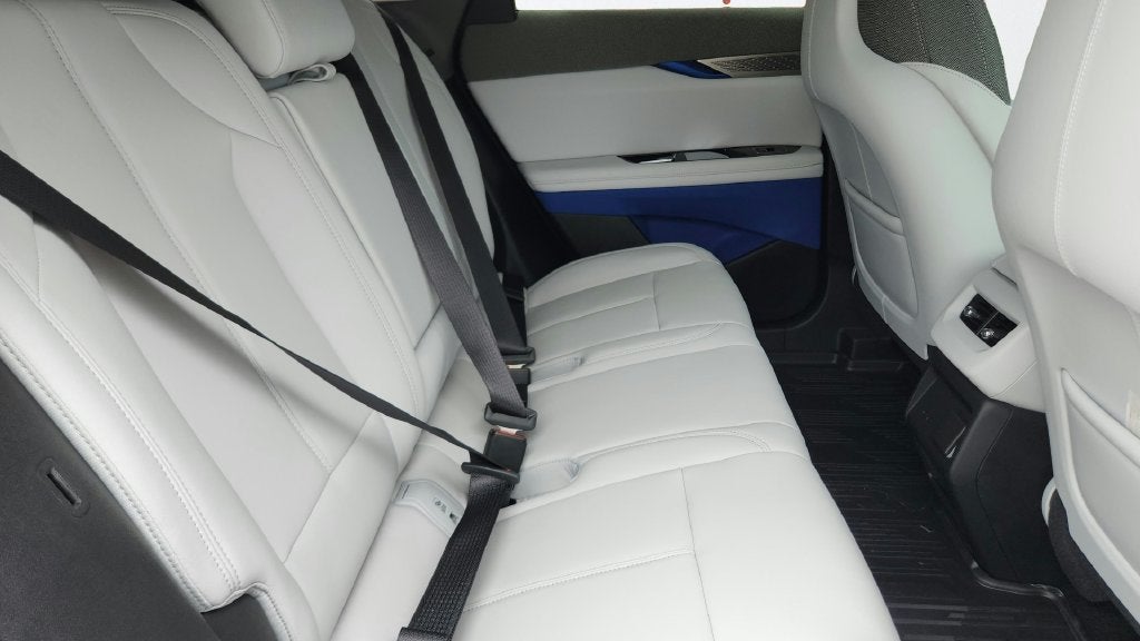 2027 Cadillac OPTIQ Luxury
