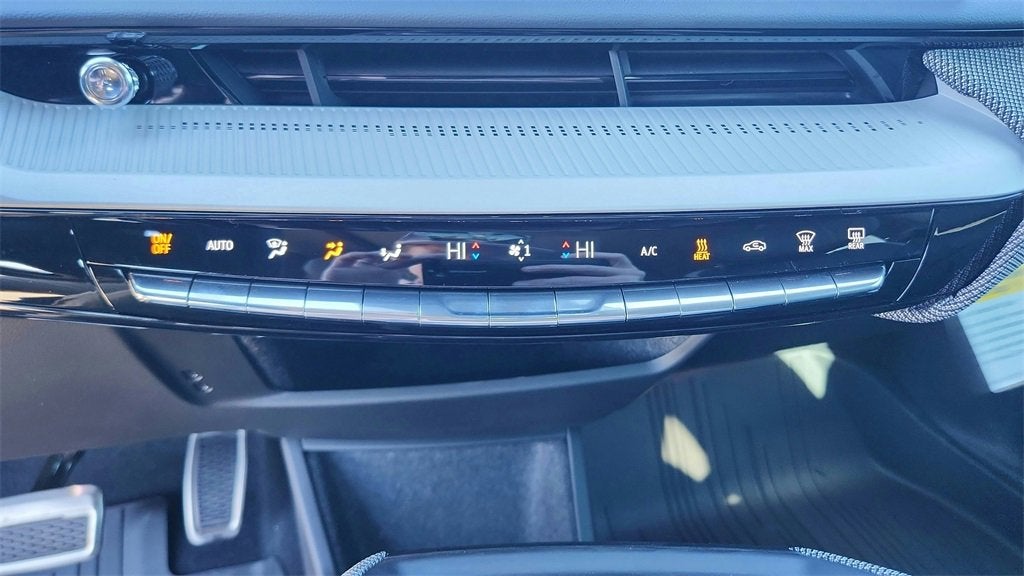 2026 Cadillac OPTIQ Luxury