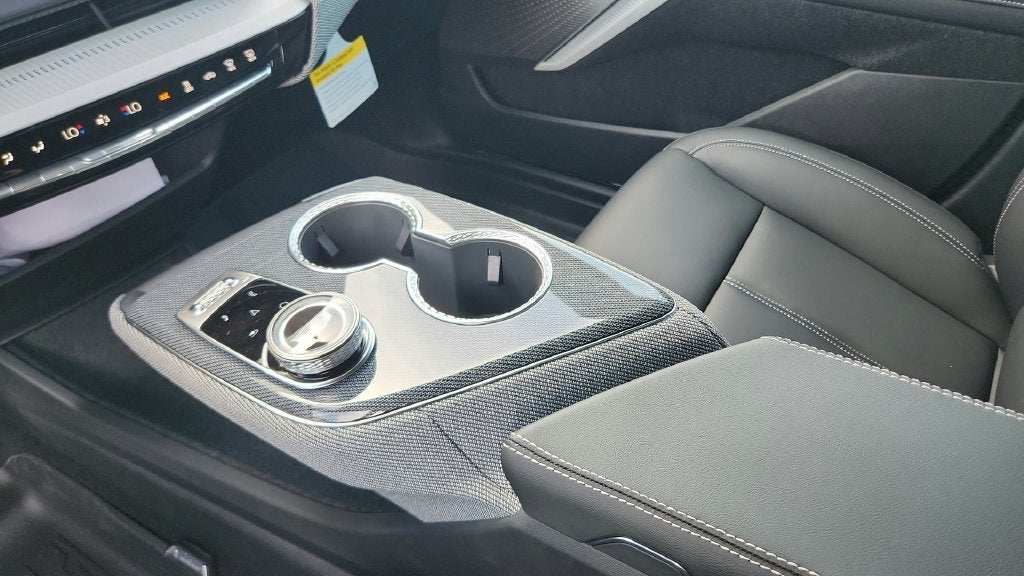 2027 Cadillac OPTIQ Luxury
