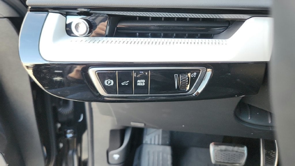 2027 Cadillac OPTIQ Luxury