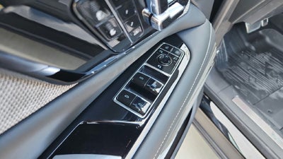 2027 Cadillac OPTIQ Luxury