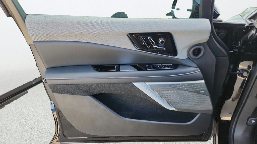 2027 Cadillac OPTIQ Luxury