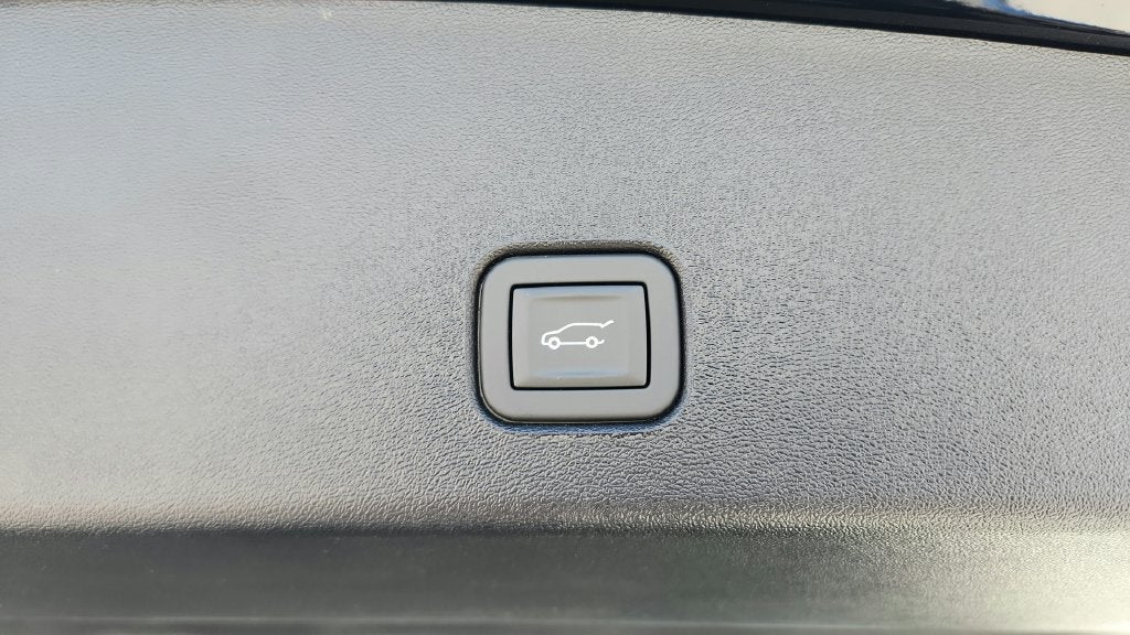 2027 Cadillac OPTIQ Luxury