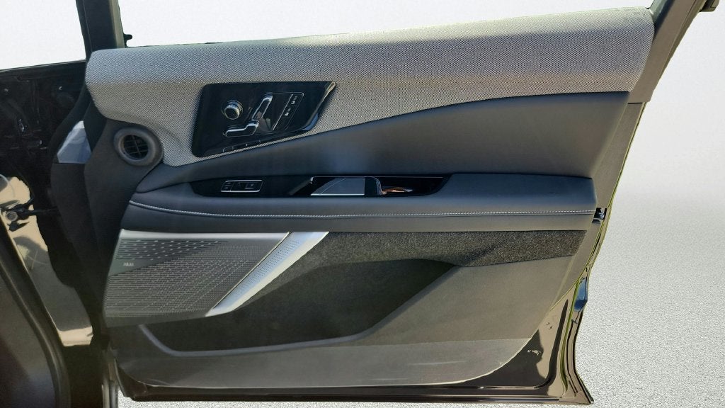 2027 Cadillac OPTIQ Luxury