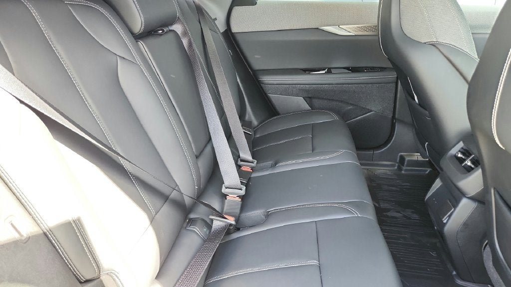2027 Cadillac OPTIQ Luxury