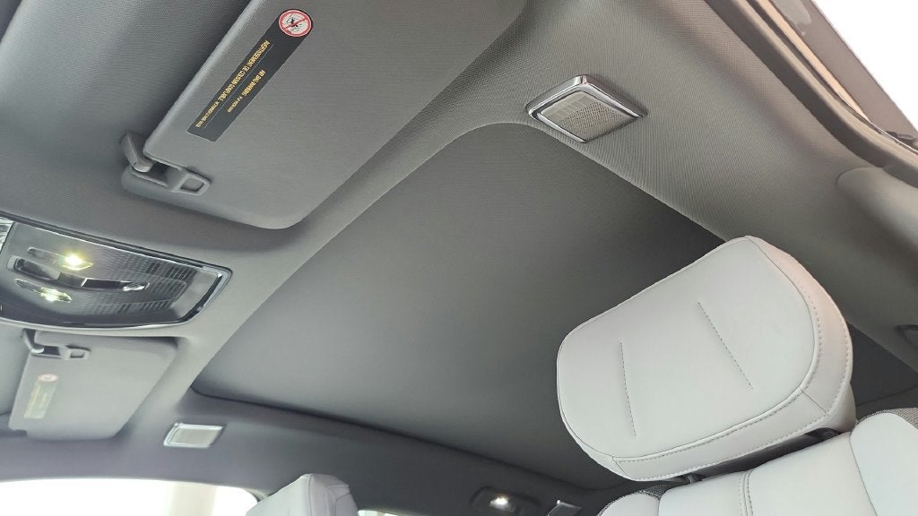 2027 Cadillac OPTIQ Luxury