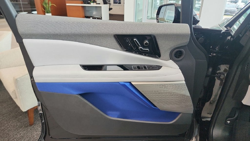 2027 Cadillac OPTIQ Luxury