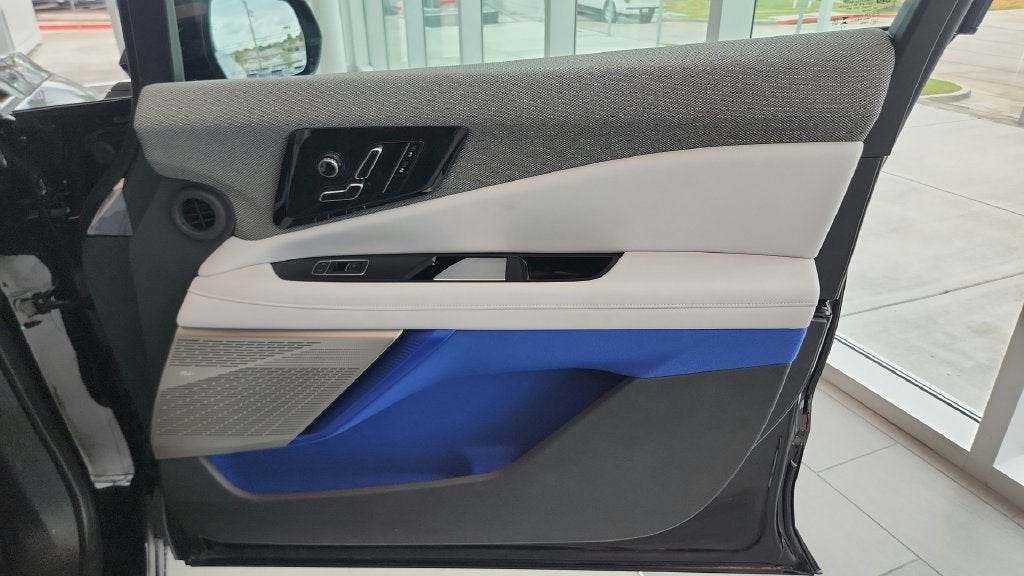 2027 Cadillac OPTIQ Luxury