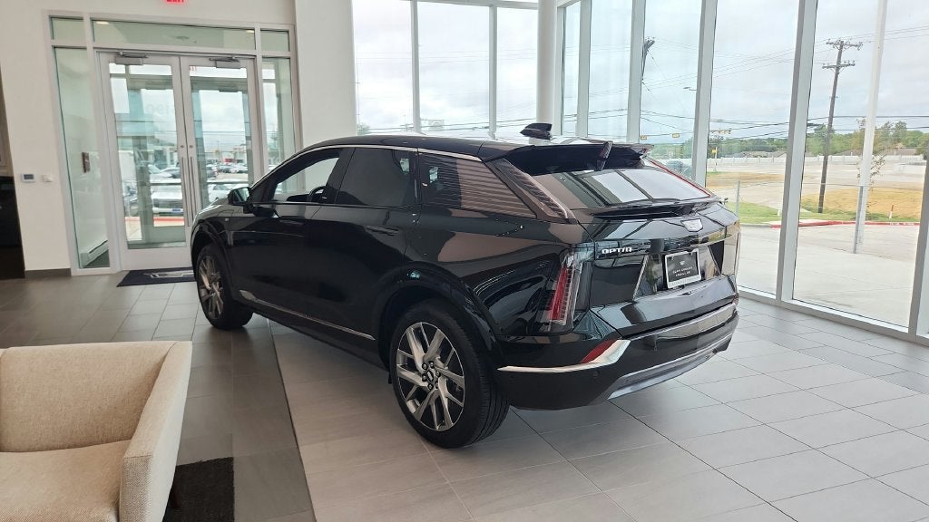 2027 Cadillac OPTIQ Luxury