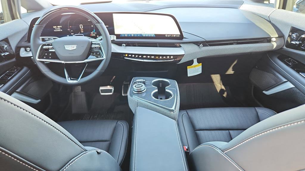 2026 Cadillac OPTIQ Premium Luxury