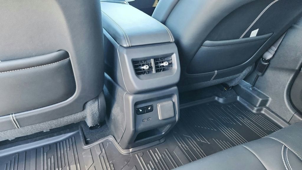 2026 Cadillac OPTIQ Premium Luxury